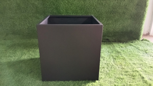 Macetero Cuadrado de FRP Moderno de Alta Calidad, Color Gris, para Interior y Exterior, Maceta de Fibra de Vidrio Resistente, Precio Razonable - Product Image 4