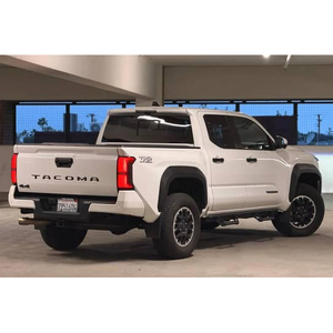 Toyota Tacoma TRD Off-Road Doble Cabina 4x4 2024 - Product Image 3