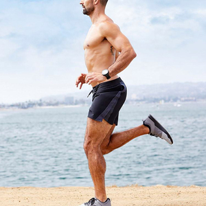 Shorts de sport personnalisés avec logo imprimé, haute qualité, légers, décontractés pour hommes, motif uni, fabriqués par un fabricant professionnel - Product Image 6