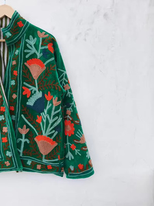 Blouson Bomber en Velours 100% Brodé Motif Floral Vintage Suzani Réversible avec Doublure en Lin – Écologique et Coupe-Vent – Vente en Gros - Product Image 3