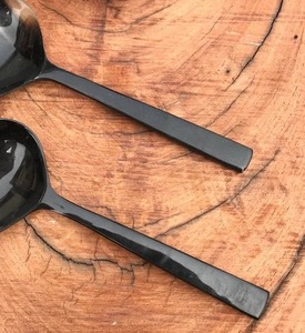 Cuillère en corne de buffle classique de haute qualité avec finition miroir pour les fêtes - Product Image 2
