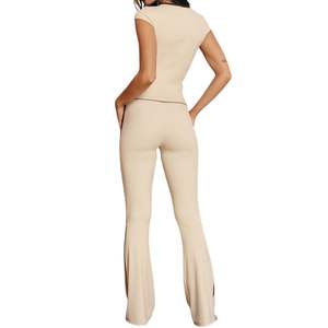 ชุดออกกำลังกายผู้หญิงแบบขายส่งสั่งทำพิเศษ 2 ชิ้น สีตัดกัน เสื้อกล้ามรัดรูปสำหรับเล่นกีฬา และกางเกงเลกกิ้งยกกระชับสะโพกแบบไขว้ ชุดโยคะ - Product Image 5