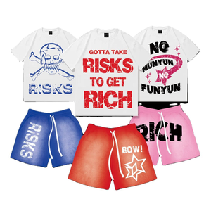 Conjunto de Camiseta y Pantalones Cortos con Estampado Gráfico Personalizado al por Mayor para Hombre, Ropa de Calle de Verano, Conjunto de Dos Piezas de Algodón, Conjunto Informal a Juego con Logotipo Personalizado - Product Image 1