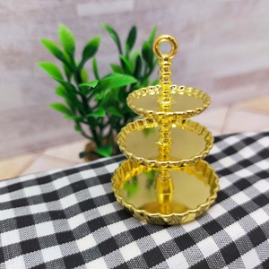 Support à trois niveaux en alliage de zinc pour thé de l'après-midi miniature, idéal pour les fêtes de maison de poupées et la décoration intérieure - Product Image 2