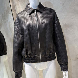 Chaqueta de Cuero Negra Tejida a Mano, Abrigos de Cuero Genuino de Oveja, Chaqueta de Cuero Extra Grande para Mujer - Product Image 5