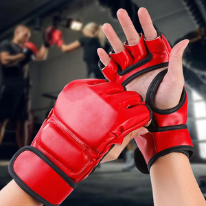 Gants d'entraînement MMA en cuir PU rouge, gants de sport à doigts entiers avec coussinets de protection pour les jointures et sangle de poignet réglable - Product Image 6
