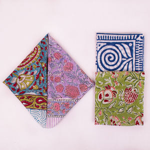 Bandana en coton fait main, imprimé floral ethnique, multicolore, magnifique collection d'été, foulard, accessoires de voyage et cadeaux - Product Image 5