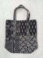 Sac fourre-tout matelassé en coton noir et blanc style bohème, imprimé abstrait, sac à bandoulière pour femme, sac à main décontracté et tendance pour le quotidien
