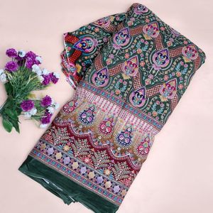 Tela Crepé Verde Esmeralda de 54 Pulgadas con Bordado Lujoso y Borde Daman para Kurtis, Túnicas, Anarkalis, Vestidos, Trajes y Lehengas - Product Image 3
