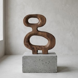 Sculpture abstraite en bois en promotion, décoration de table minimaliste, ornement artistique de forme irrégulière pour salon - Product Image 1