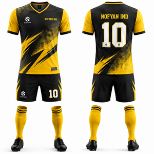 Fabricant en gros d'uniformes de football, conception personnalisée de maillots et shorts de football, vêtements d'équipe à marque privée, polyester respirant sur mesure - Product Image 1