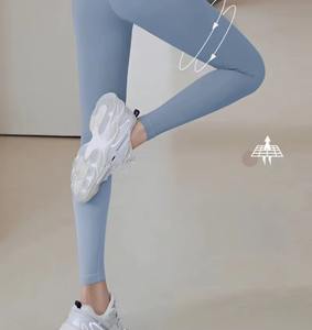 Pantalones de yoga sin costuras de cintura alta personalizados al por mayor, de gran venta, para mujer, mallas deportivas para gimnasio, control de abdomen, fitness y running - Product Image 5