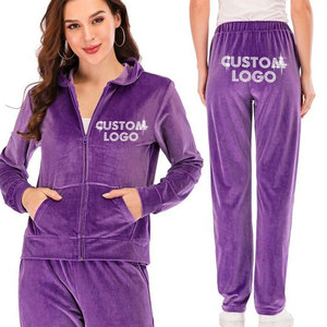 Ensemble de survêtement streetwear personnalisé pour femme, rouge uni, sweat à capuche zippé et pantalon, décontracté, en polaire, pour l'hiver - Product Image 2