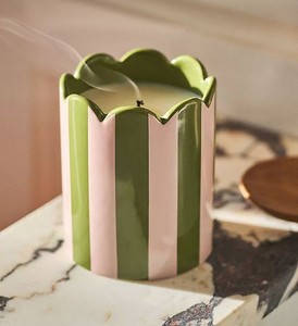 Elegante Recipiente de Cerámica para Velas con Borde Festoneado y Diseño de Rayas, para una Sola Vela, de Larga Duración, Acabado Brillante, Decoración de Hogar de Lujo Premium - Product Image 2