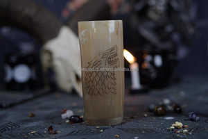 Tasse Viking faite à la main Pichets en corne Tasse Odin Moyen Âge Mythologie Cadeau Odin Tasse en corne de loup gravé Logo Cadeau pour les amateurs de bière - Product Image 5