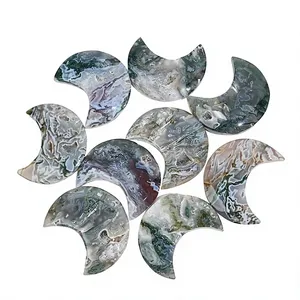Agate mousse naturelle sculptée à la main en forme de lune, 7-8 cm, pierre précieuse verte, cristal en forme de croissant de lune, décoration d'intérieur, cadeau de fêtes - Product Image 5
