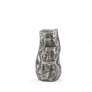 Iron Flower <b>Vase</b> Coastal Design Eco-Friendly Tabletop OEM ODM Manufacturer Export Competitive Price Indoor ZAHID EXPORTS - Product Image 2