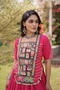 Costume Anarkali traditionnel indien pour femmes, en coton rouge, long jusqu'au sol, avec choli brodé, coupe ample, tenue ethnique pour mariage - Product Image 2
