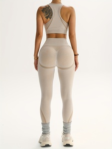 Ensemble de yoga deux pièces confortable et extensible pour l'exercice – Tenue de sport souple deux pièces pour le yoga - Product Image 3