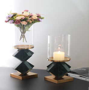 Piliers noirs minimalistes avec bordures dorées polies. Un trio de produits de classe raffinée, disponibles à prix de gros. - Product Image 3