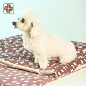 Semi-Enclosed Cat Nest Kennel with Soft Breathable Nylon Fabric Print Design Autumn/Spring/Winter Season - Product Image 2