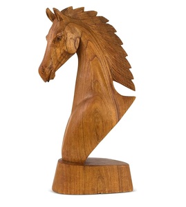 Escultura de caballo en madera pulida, diseño minimalista que captura la nobleza, la fuerza y la artesanía refinada, decoración. - Product Image 1