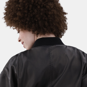 Chaqueta Bomber de Cuero PU Negra para Mujer, con Cierre de Cremallera, Manga Larga, Cuello Camisero, Estilo Corto, para Otoño - Product Image 6