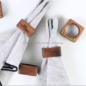 Servilleteros de boda de madera modernos, estilo clásico ecológico para decoraciones de mesa de comedor para fiestas y eventos - Product Image 1