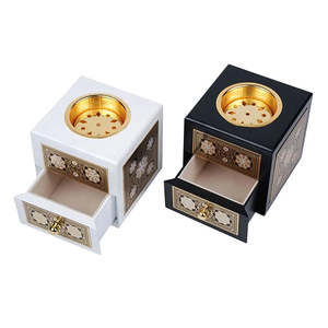 Porte-encens en marbre céleste avec incrustation de phases lunaires en laiton, cendrier ovale en pierre naturelle - Product Image 6