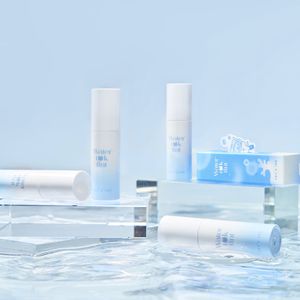 Tinte Labial Coreano Cat's Lab, Modelo CW02 Pink Wave, Brillo Acuoso Inspirado en el Océano, con Fórmula Ligera e Hidratante - Product Image 3