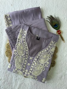 Salwar Kameez de Rayón Bordado con Lavanda, Estilo Tradicional Indio-Pakistaní para Mujer, Uso Casual, Corte Regular, Elástico - Product Image 4
