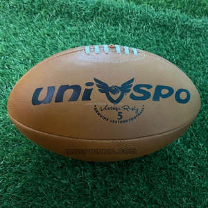 Fútbol vintage de cuero de vaca hecho de cuero natural totalmente cosido a mano con marca personalizada completa - Product Image 2