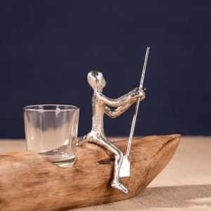 Support à bougies en bois fait main avec des rameurs en argent et trois porte-verres, 57 cm de long, pour la décoration de la maison - Product Image 2