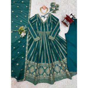 Hermoso vestido de fiesta XL con Pent elegante Dupatta para ocasiones especiales - Product Image 2