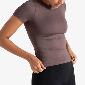 Camiseta Deportiva para Mujer, Ligera, Transpirable, Tejido Deportivo, para Entrenamiento Diario en el Gimnasio, OEM, ODM, Pedidos al por Mayor Disponibles - Product Image 5