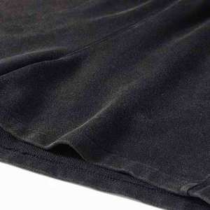 Shorts de felpa francesa de alta calidad con mezcla de algodón transpirable, cintura flexible y acabado impecable para uso diario informal. - Product Image 3
