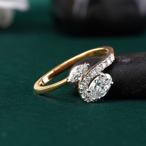 Bague de fiançailles en or rose 14 carats avec halo de diamants ovales et marquises de 0,52 carats, de qualité VS1, cultivés en laboratoire - Product Image 2