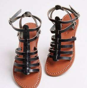 Sandalias Gladiador de Cuero Hechas a Mano - Zapatos Marrones Marroquíes de Verano - Product Image 2