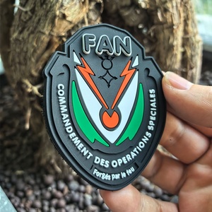 Patch de club de tir personnalisé en PVC, caoutchouc et silicone, patch en caoutchouc 3D avec support auto-agrippant - Product Image 3