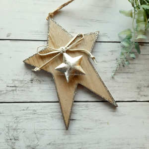 Étoile suspendue en bois blanchi blanc personnalisée, accessoire de support de décoration d'arbre de Noël fait à la main et durable, à bas quantité minimale de commande - Product Image 6