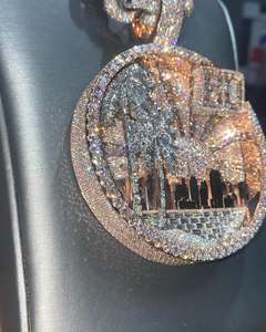 Colgante Personalizado de Plata de Ley 925 con Diamante Moissanita de Corte Brillante Redondo, Estilo Hip Hop, para Hombre, para Usar en Cualquier Ocasión - Product Image 3