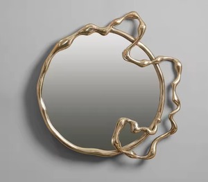 El espejo antiguo es un elemento hermoso, funcional y inspirador que transforma cualquier espacio en un ambiente acogedor. - Product Image 1