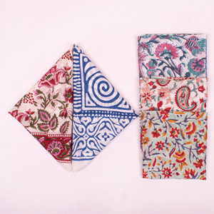 Foulard carré de plage en coton de luxe à motif floral ethnique, accessoire unisexe pour le printemps et l'été - Product Image 3