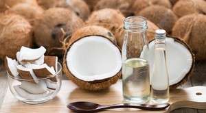 Coconut Oil 100% Pure Premium Grade Fractionated 16Oz Best Carrier & Base Essential Oil Raw Material Seeds Austria Moisturizer - Product Image 2