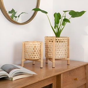 Soporte ajustable para plantas de bambú, cestas para macetas hechas a mano con soportes elevados para plantas verdes. - Product Image 5