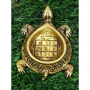 Fait à la main 4 pouces petite tortue Diya Lo Shu article en laiton pour Magic Square Home Decor fabriqué en Inde - Product Image 2