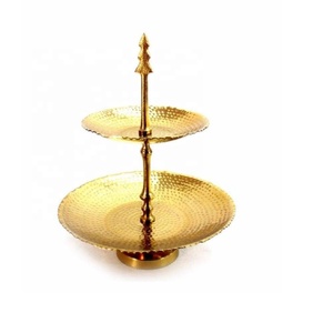 Supporto per torta in alluminio martellato a 3 livelli con finitura oro <span class=keywords><strong>antico</strong></span> con supporto per frutta in metallo resistente utensili per torte direttamente dall'India - Product Image 3