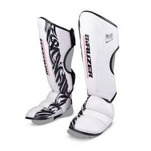 Protections de tibia MMA multi-couches légères Mauzer avec sangle réglable pour le kickboxing, le Muay Thai et le sparring - Product Image 1