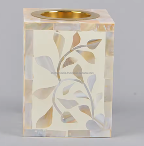 Brûleur d'encens Bakhoor incrusté de nacre fait à la main décor de table en bois parfumé à l'anis étoilé pour les événements religieux du Ramadan Eid - Product Image 1