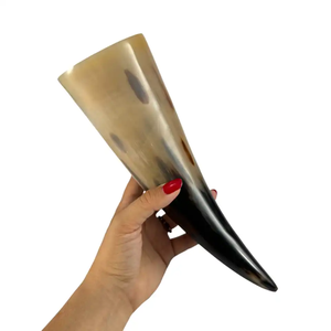 Auténtica Jarra de Cuerno de Búfalo Grabada, Estilo Vikingo, Tallada a Mano, Recipiente Medieval para Cerveza, Jarra Personalizada con Logotipo, Vaso de Bar - Product Image 2